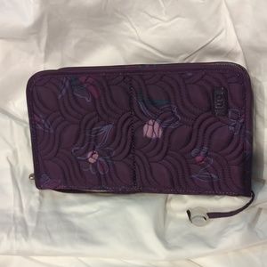lug sleeper XL in purple floret?